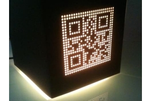 Kaip sukurti programuojamą LED QR kodą?