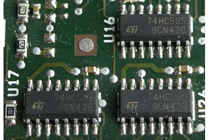 IC 7400 Komponentas: išsami darbas, funkcijos ir programos